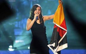 Câştigătoarea Eurovision 2010 este noua imagine Opel în Germania