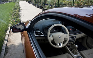 Test drive Renault Megane Coupe (2008) - Poza 11