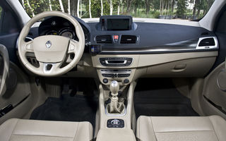 Test drive Renault Megane Coupe (2008) - Poza 2