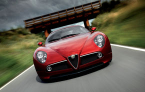 Viitorul Dodge Viper ar putea fi bazat pe Alfa Romeo 8C Competizione