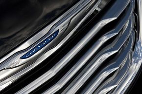 Chrysler va introduce o transmisie automată cu nouă trepte pentru modelele cu tracţiune faţă