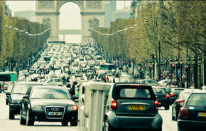 STUDIU: Parisul este cea mai aglomerată capitală europeană