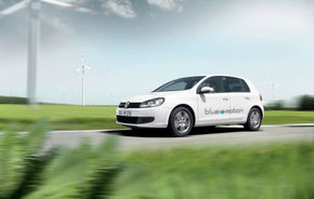 Volkswagen va lansa Golf Blue e-motion în 2014