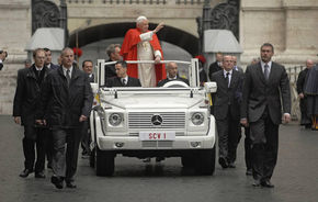 Papa Benedict al XVI-lea doreşte un vehicul electric