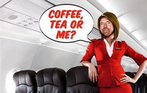 Richard Branson va fi "stewardesă" pentru compania AirAsia