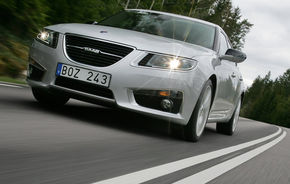 Criticat de presă, Saab modifică ţinuta de drum a modelului 9-5