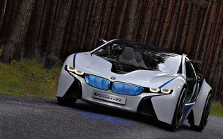 Supercarul hibrid BMW Vision EfficientDynamics va costa "circa 175.000 de euro""