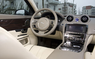 Test drive Jaguar XJ (2009-2015) - Poza 19