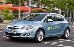 Opel Astra ecoFlex cu sistem start-stop consumă 3.9 l/100 km