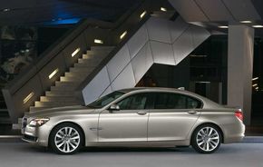 Hoţii din Detroit au furat un BMW Seria 7 care aparţinea oficialilor germani