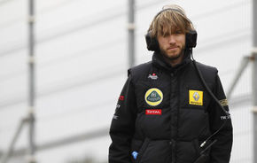OFICIAL: Heidfeld este înlocuitorul lui Kubica la Renault pentru 2011!