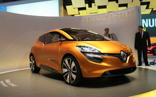 Renault ar putea aduce un al patrulea concept la Salonul de la Frankfurt