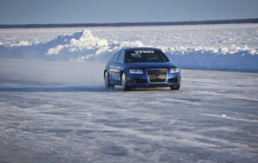 Un nou record de viteză pe gheaţă - 331.06 km/h cu Audi RS6 şi Nokian
