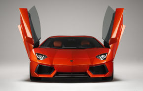Lamborghini Aventador va fi produs în 4.000 de exemplare