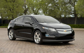 Chevrolet ar putea dezvolta o versiune mai ieftină a lui Volt
