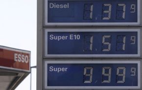 Stupoare într-un orăşel german: 9.99 euro pentru un litru de benzină!