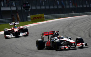 Hamilton: "Revenirea Ferrari şi Mercedes, în avantajul luptei pentru titlu"
