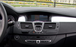 Test drive Renault Laguna Coupe (2008) - Poza 25