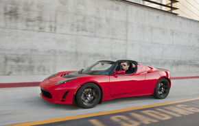 Un Tesla Roadster a parcurs 100.000 de km în numai 2 ani