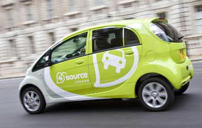 Londra va inaugura 150 de puncte de reîncărcare pentru maşinile electrice