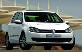 Volkswagen Golf electric începe o nouă serie de teste