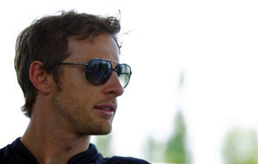Ferrari vrea să-l aducă pe Button în locul lui Massa