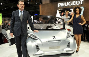 OFICIAL: În 2012 Peugeot va lansa un crossover bazat pe ASX şi viitorul 208