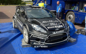 Ford testează în Franţa cu un Fiesta RS WRC complet negru