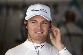 Rosberg sugerează că va rămâne la Mercedes GP în 2012