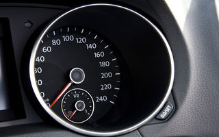 Test drive Volkswagen Golf Cabriolet (2011-2013) - Poza 26