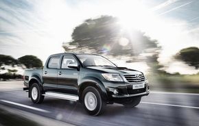 OFICIAL: Noul Toyota Hilux facelift