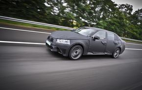 Lexus l-ar putea echipa pe GS cu un diesel pentru a se lupta cu BMW 520d