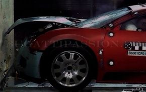 Premieră: Imagini de la crash-test-ul lui Bugatti Veyron