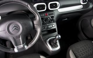 Test drive Citroen C3 Picasso (2008-2013) - Poza 17