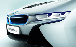 BMW i8 va avea faruri pe bază de laser