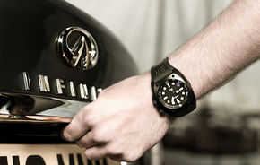 Infiniti și Bell&Ross lansează un ceas de 3.500 euro