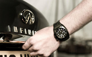 Infiniti și Bell&Ross lansează un ceas de 3.500 euro