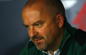 Lotus sugerează concedierea lui Gascoyne în lipsa performanţelor în 2012