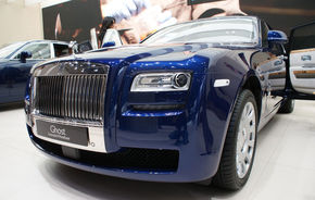 Rolls Royce Ghost cu ampatament mărit a debutat la Frankfurt
