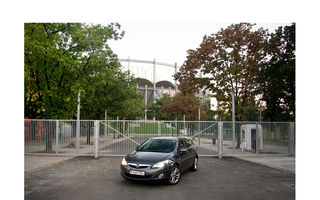 Test drive Opel Astra Sports Tourer (2010-2012) - Poza 2