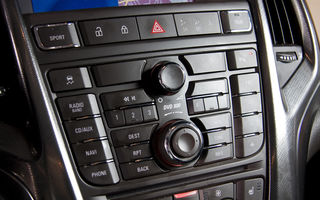 Test drive Opel Astra Sports Tourer (2010-2012) - Poza 28