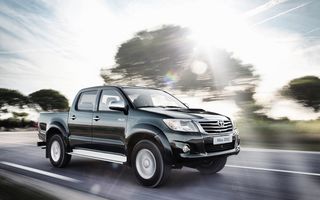 3xVIDEO: Trei reclame ingenioase pentru Toyota Hilux facelift