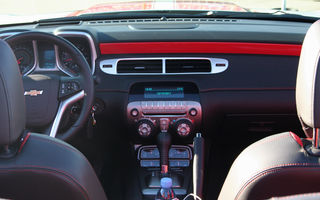 Test drive Chevrolet Camaro Convertible (2011-2013) - Poza 19