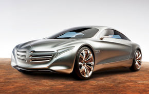 Mercedes S-Klasse ar putea fi complet electric în 2025