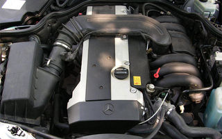 Mercedes pregăteşte motoare noi "cu performanţe similare celor BMW"