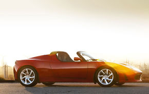 Urmaşul lui Tesla Roadster va fi lansat în 2014