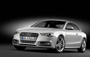 Audi renunţă la transmisiile manuale pentru S4 şi S5