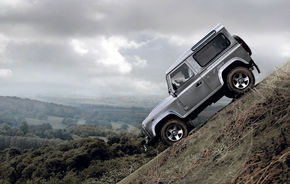 Land Rover Defender primeşte un diesel nou de 2.2 litri