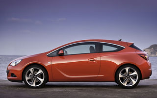 Test drive Opel GTC Astra (2011-prezent) - Poza 16