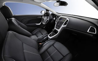 Test drive Opel GTC Astra (2011-prezent) - Poza 28